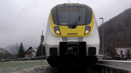 Zug der SWEG steht (Quelle: BWeins)