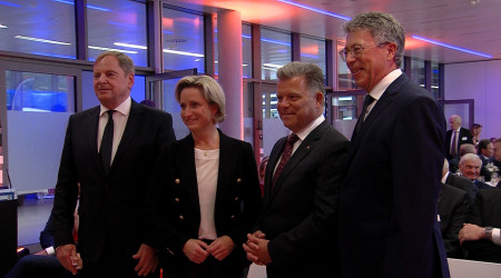 Christian O. Erbe als IHK-Präsident verabschiedet (Quelle: BWeins)