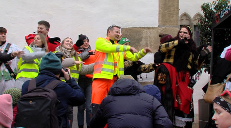 Sturm auf das Pfullinger Rathaus (Quelle: BWeins)